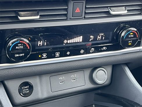 New 2026 Nissan Rogue SV image 21