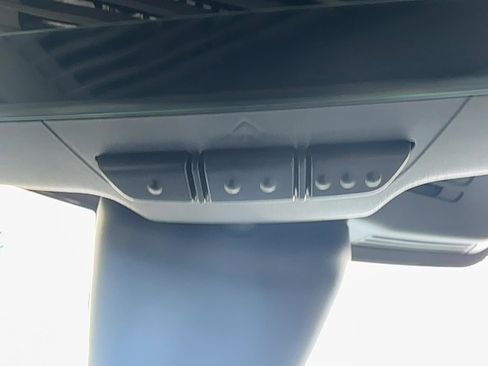 Used 2022 Jaguar F-PACE S image 17