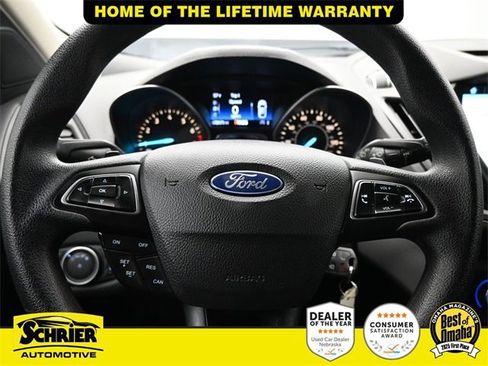 Used 2017 Ford Escape SE w/ Equipment Group 201A image 16