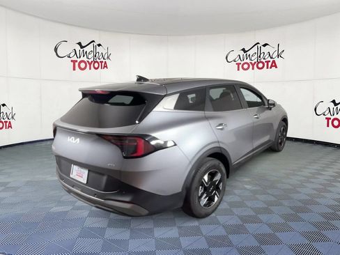 Used 2026 Kia Sportage LX AWD/4WD image 9