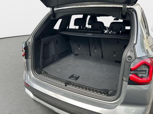 Used 2023 BMW X3 sDrive30i w/ Premium Package w/ZPA RWD image 11