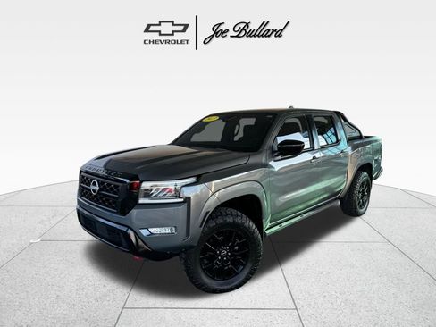 Used 2023 Nissan Frontier SV w/ Midnight Edition Package image 1