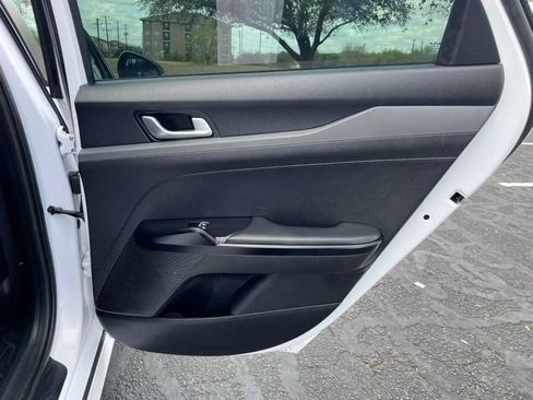 Used 2022 Kia K5 GT-Line image 25