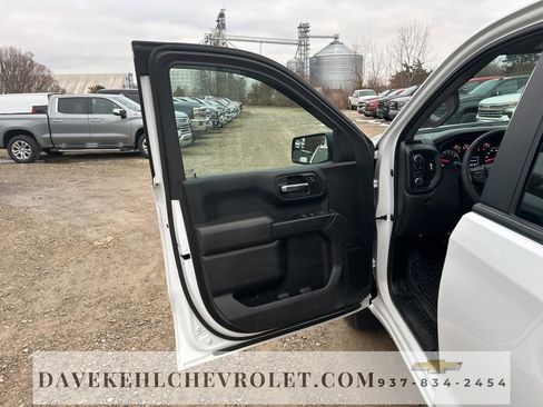 Used 2022 Chevrolet Silverado 1500 Custom image 15