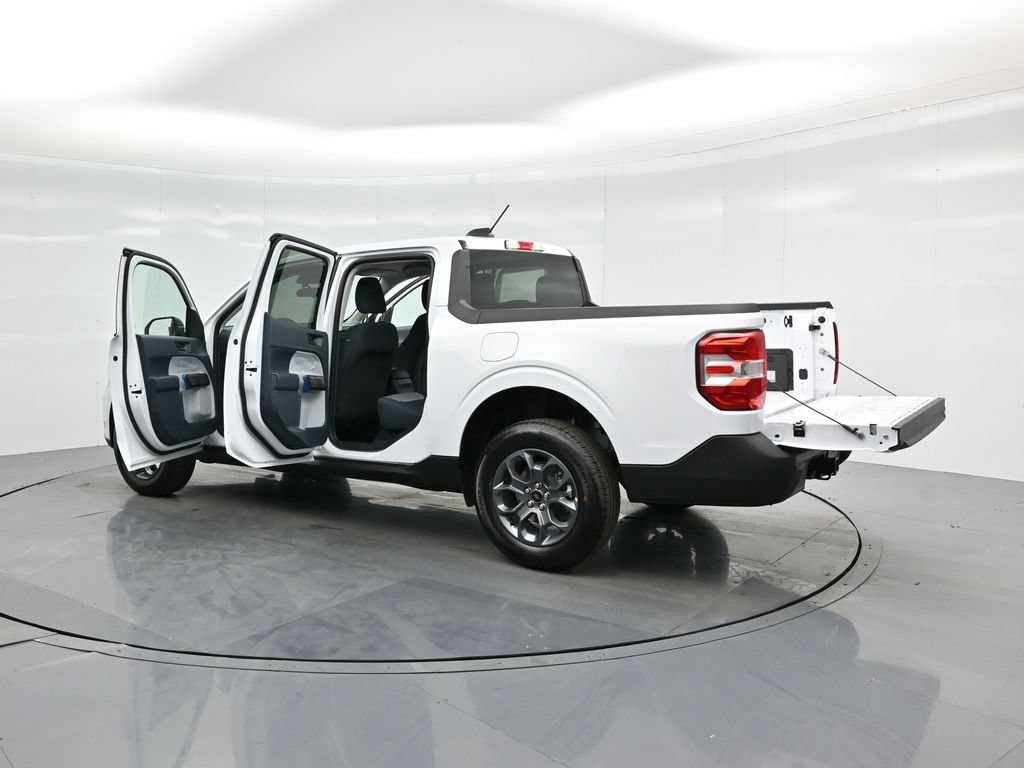 Used 2025 Ford Maverick XLT FWD image 34