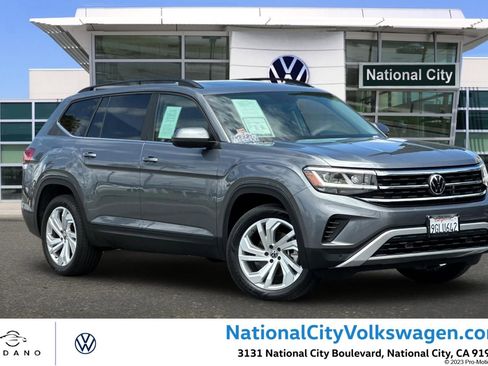 Used 2023 Volkswagen Atlas SE w/ Panoramic Sunroof Package FWD image 1