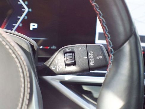 Used 2024 BMW X5 M60i image 25