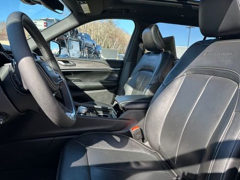 Used 2024 Jeep Grand Cherokee L Overland w/ Rear Seat Video Group I image 39