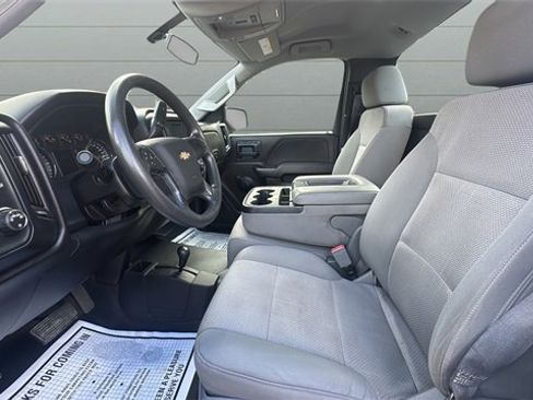 Used 2017 Chevrolet Silverado 2500 W/T w/ Snow Plow Prep Package image 9