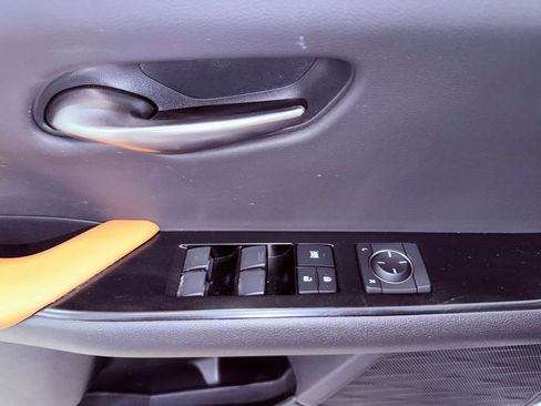 Used 2023 Lexus UX 250h FWD w/ Accessory Package (Z2) image 18