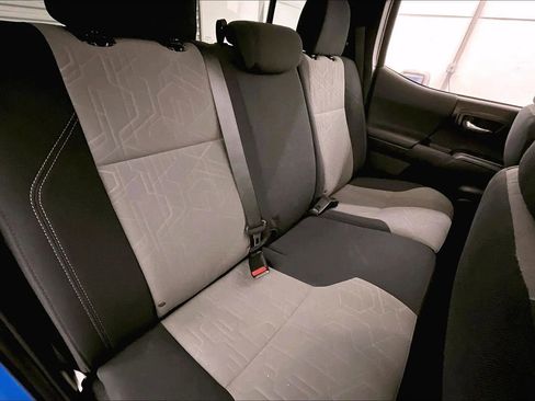 Used 2020 Toyota Tacoma TRD Off-Road w/ Blackout Package image 26