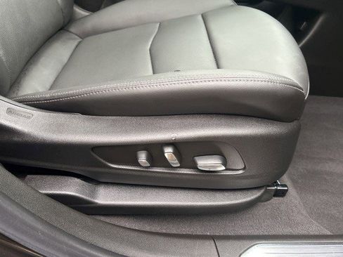 Certified 2024 Cadillac XT5 Premium Luxury image 9