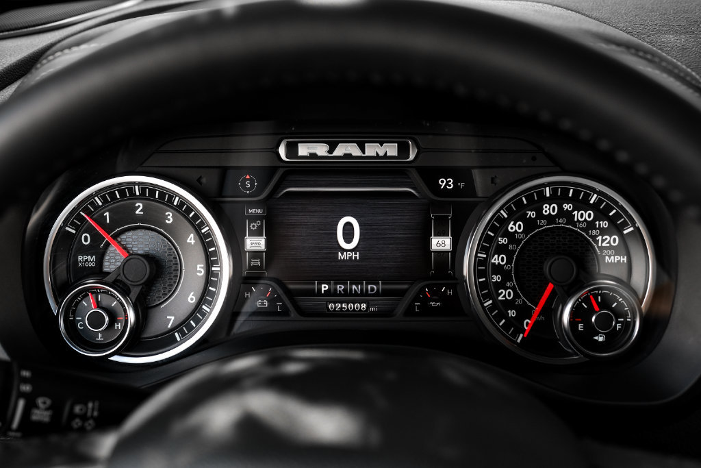 Used 2023 RAM 1500 Laramie AWD/4WD image 28