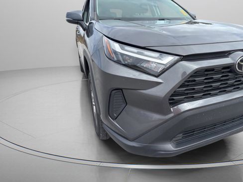 Used 2022 Toyota RAV4 XLE w/ Convenience Package image 39