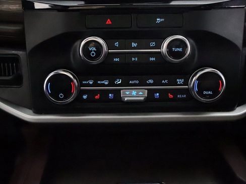 Used 2022 Ford Expedition Limited image 52