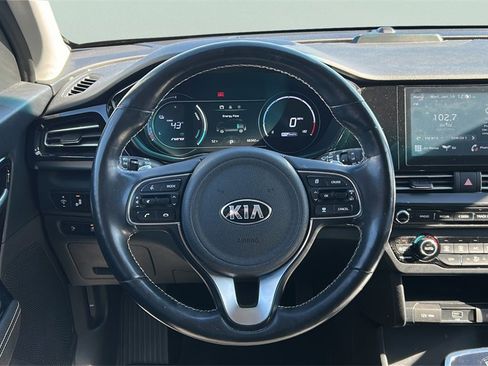 Used 2020 Kia Niro EX w/ Cold Weather Package image 19
