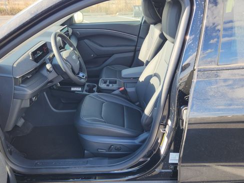 New 2025 Ford Mustang Mach-E Premium image 24