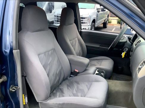 Used 2004 Chevrolet Colorado LS w/ Power Convenience Package image 8