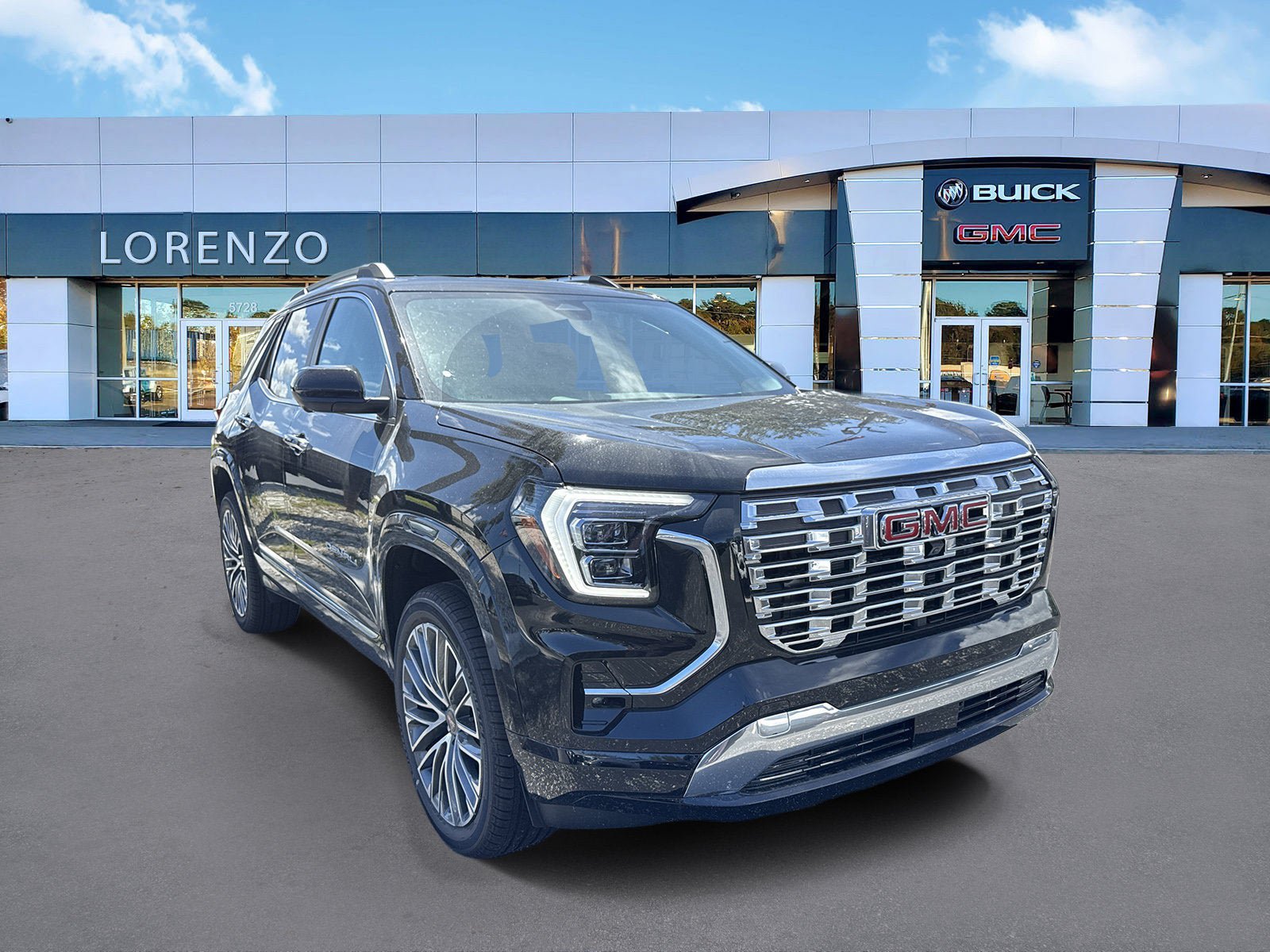 New 2027 GMC Terrain Denali w/ LPO, Floor Liner Package AWD/4WD image 3