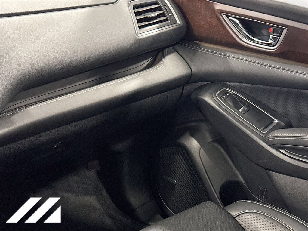 Used 2025 Subaru Ascent Touring AWD/4WD image 26