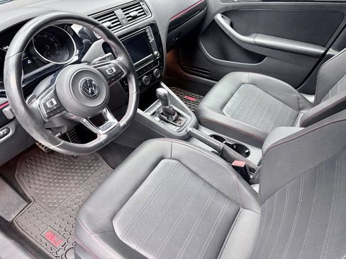 Used 2016 Volkswagen Jetta GLI SEL FWD image 9