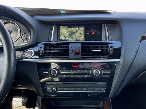 Used 2017 BMW X3 sDrive28i image 6