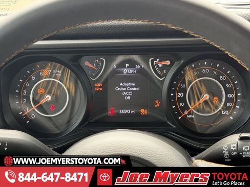 Used 2024 Jeep Wrangler Sport S image 15