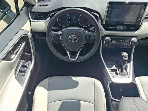 Certified 2022 Toyota RAV4 XLE Premium image 10
