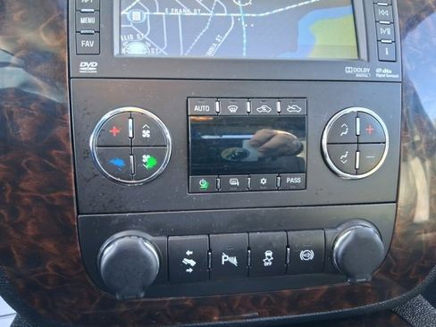 Used 2013 GMC Sierra 2500 Denali w/ Suspension Package, Off-Road image 25