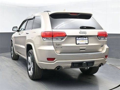 Used 2014 Jeep Grand Cherokee Overland w/ Advanced Technology Group image 12