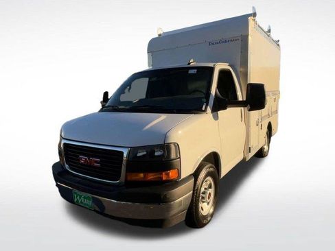 New 2025 GMC Savana 3500 w/ Power Convenience Package RWD image 5