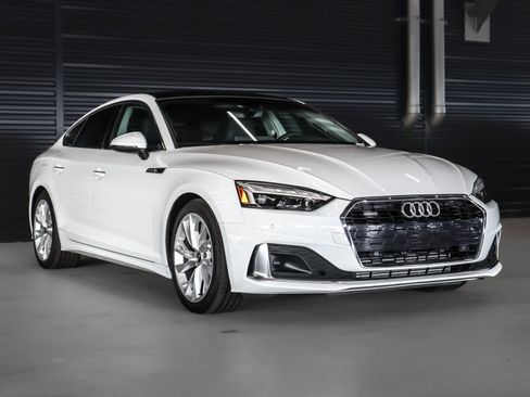 Used 2023 Audi A5 2.0T Premium w/ Convenience Package image 9