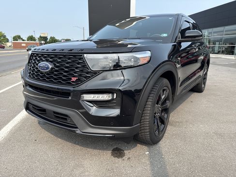 Used 2022 Ford Explorer ST w/ Equipment Group 401A AWD/4WD image 6