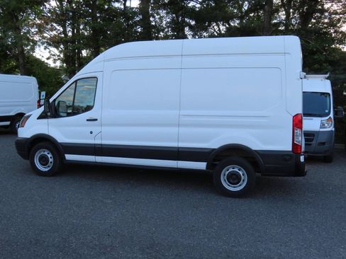 Used 2015 Ford Transit 250 148 High Roof RWD image 3