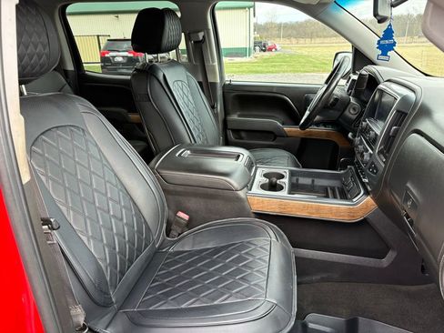 Used 2015 Chevrolet Silverado 1500 LTZ w/ LTZ Plus Package AWD/4WD image 17