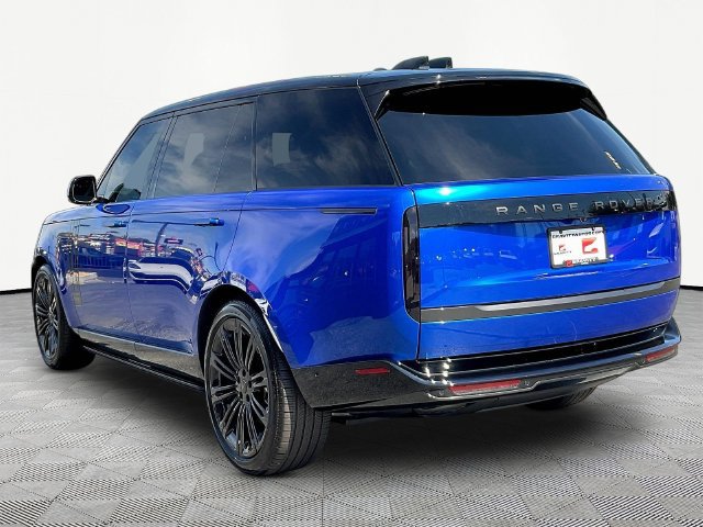 Used 2026 Land Rover Range Rover Long Wheelbase SE AWD/4WD image 5