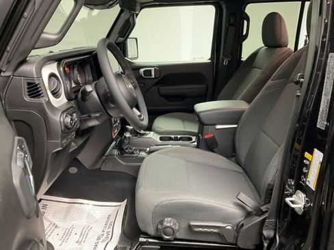 Used 2026 Jeep Wrangler Willys image 14