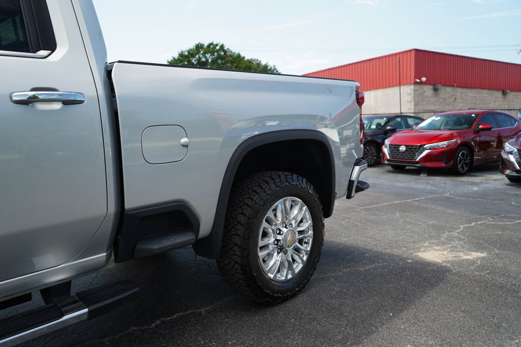 Used 2022 Chevrolet Silverado 2500 High Country w/ Z71 Off-Road Package AWD/4WD image 23