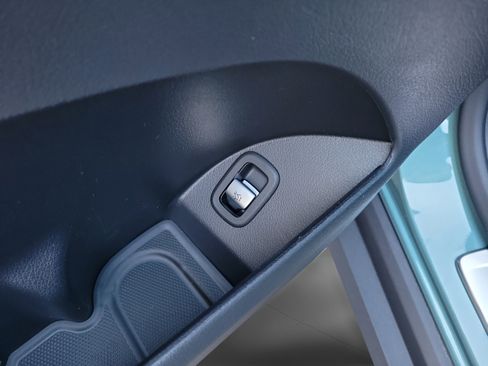 Certified 2026 Mercedes-Benz GLC 300 4MATIC image 31