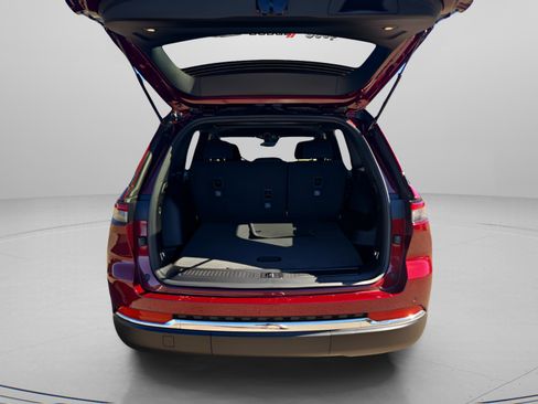 New 2025 Jeep Grand Cherokee Laredo X image 29