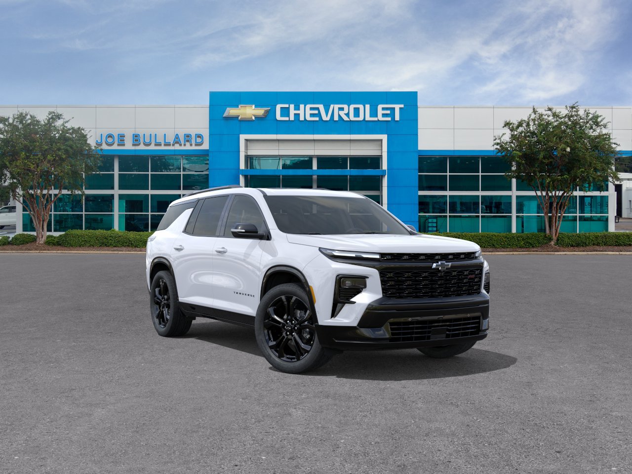 New 2027 Chevrolet Traverse RS w/ LPO, Floor Liner Package FWD image 1