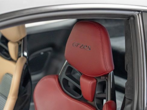 Certified 2019 Porsche 911 GT2 RS RWD image 22