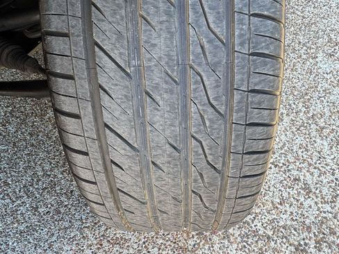 Used 2018 Cadillac Escalade Luxury image 40