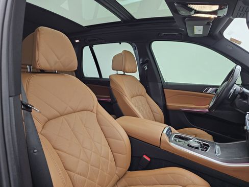 Used 2024 BMW X5 xDrive50e w/ Executive Package image 16