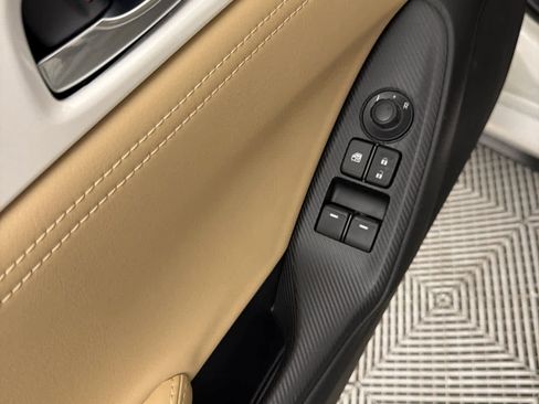 Used 2024 MAZDA MX-5 Miata RF Grand Touring image 23