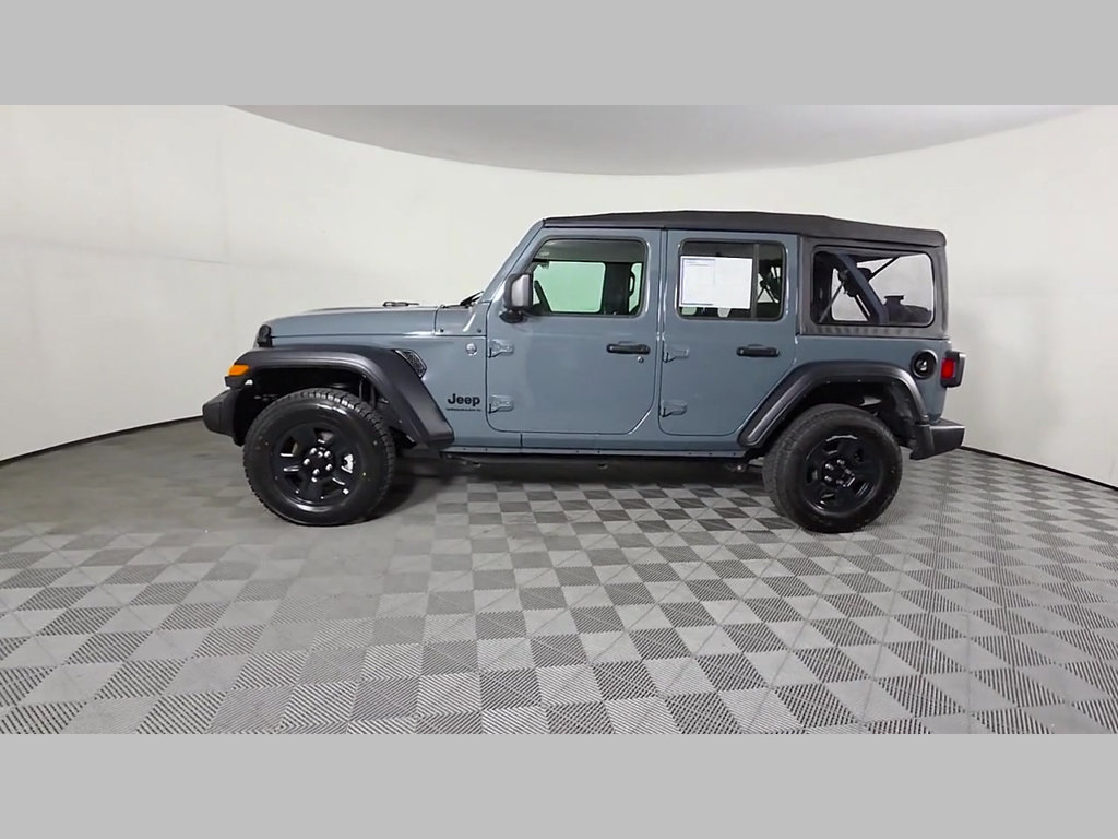 Used 2025 Jeep Wrangler Unlimited Sport AWD/4WD image 45