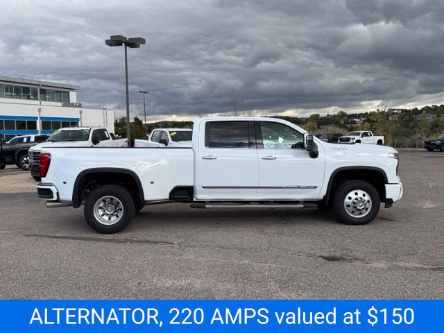 Certified 2026 Chevrolet Silverado 3500 High Country w/ Technology Package AWD/4WD image 7