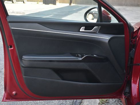 Used 2023 Kia K5 LXS image 12