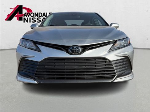 Used 2024 Toyota Camry LE image 5