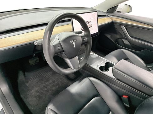 Certified 2023 Tesla Model 3 Standard Range RWD image 9